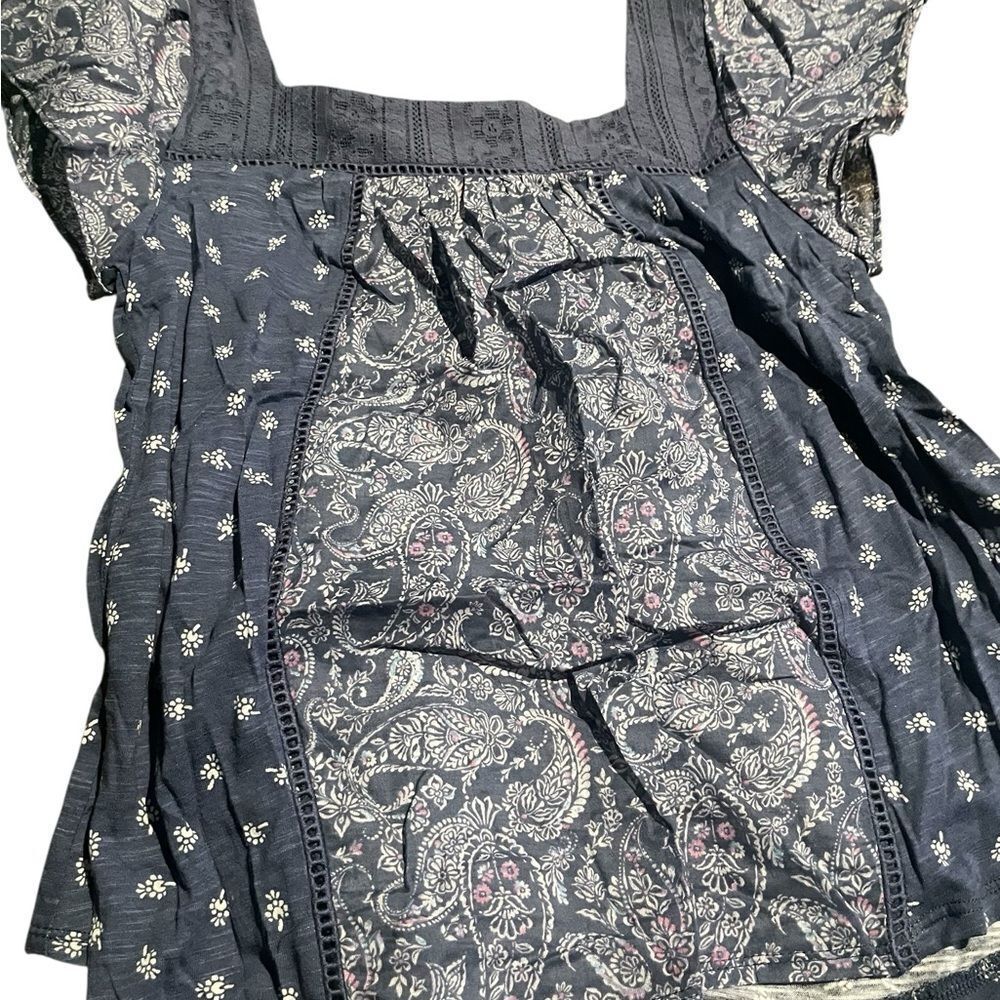 Rewind size smal  Floral Black and Gray Women's Top new never worn